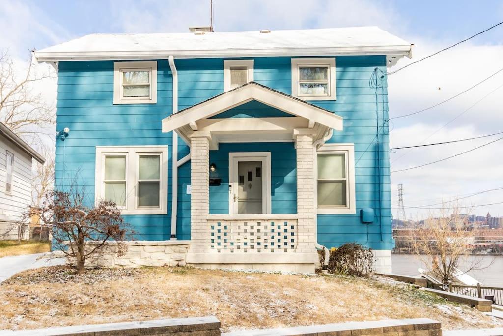 Cozy Riverfront Bungalow With Stunning Views Covington Exterior photo